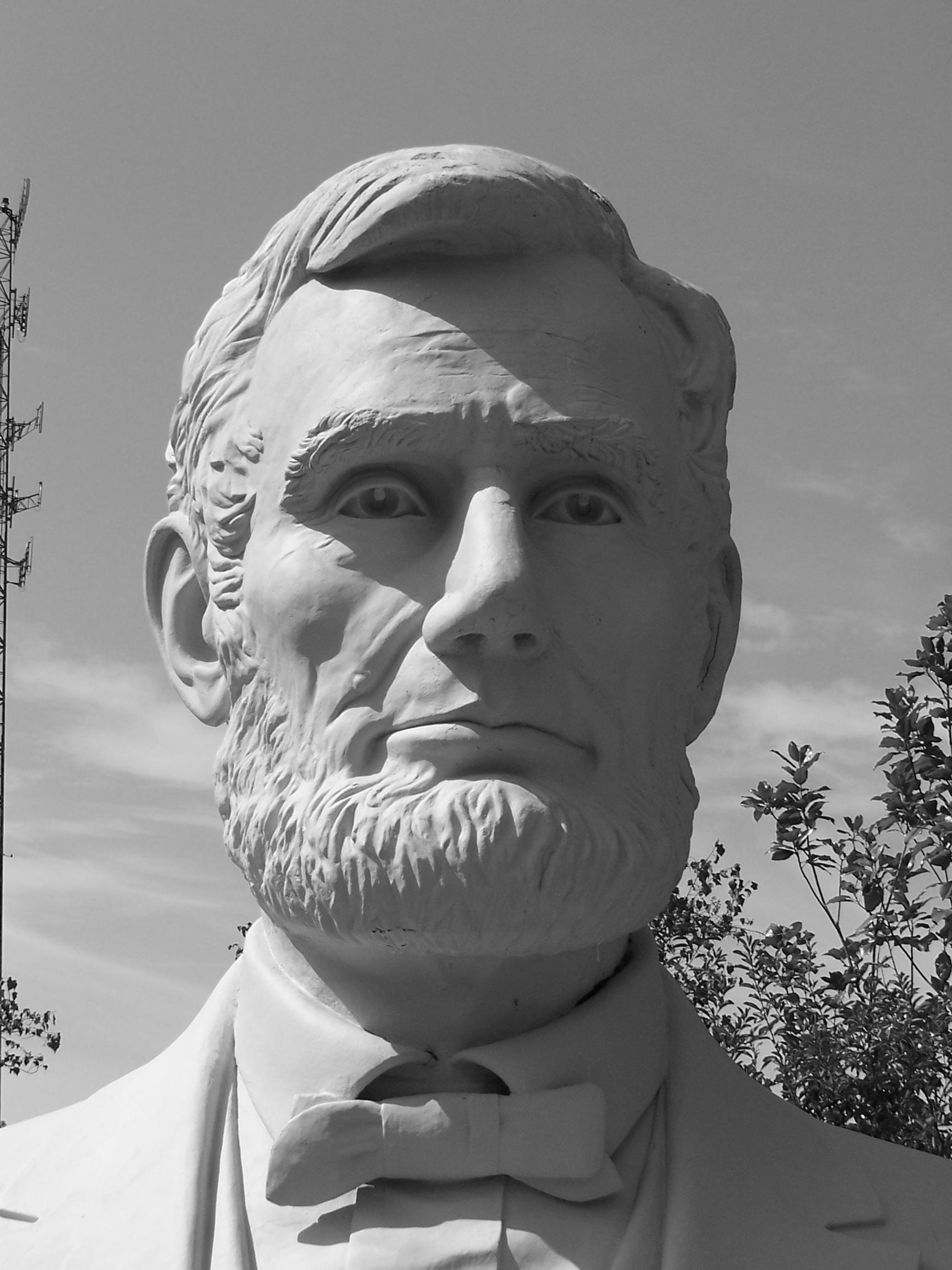 Really Big President Head Statues!